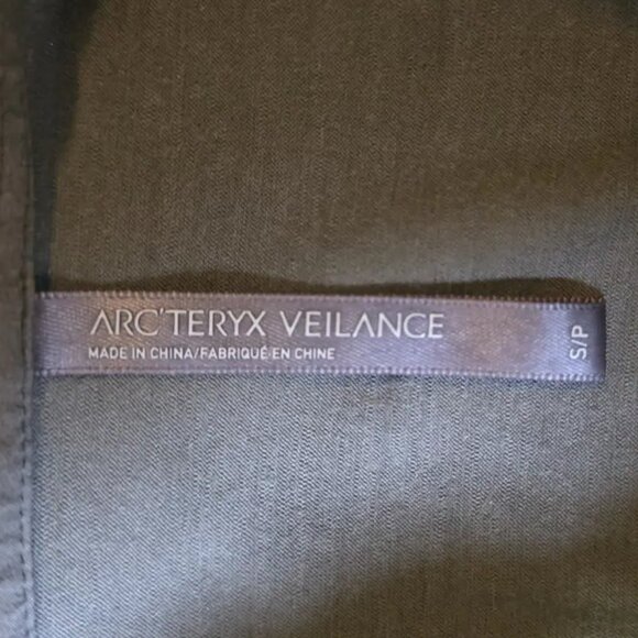 Arc'teryx Veilance Khaki Green Long Sleeve Polo Slate Gray Men's US S 1 Used - Picture 5 of 6